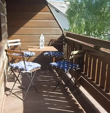 アパート Apartment, Haus Lederer